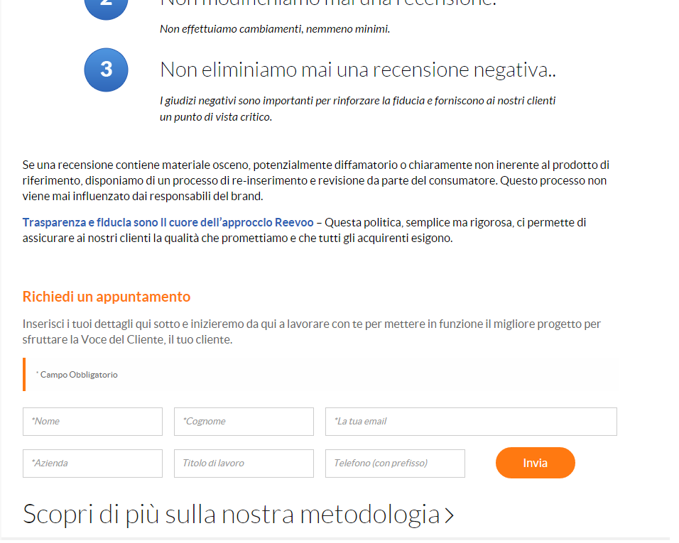 La valutazione di usabilità rileva che il modulo contatti si confonde col resto della pagina e risulta invisibile